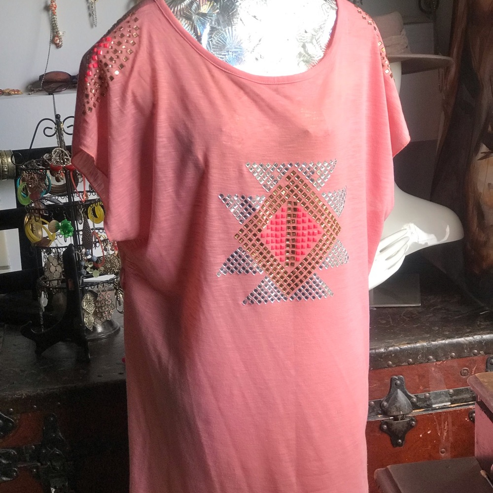 Cool jemmed Pink tunic